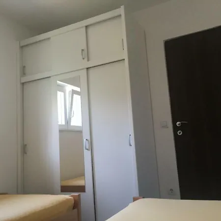 Masa Apartment
